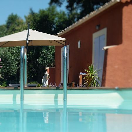 Appartement Soleil Rouge à Les Adrets-de-l'Estérel Extérieur photo