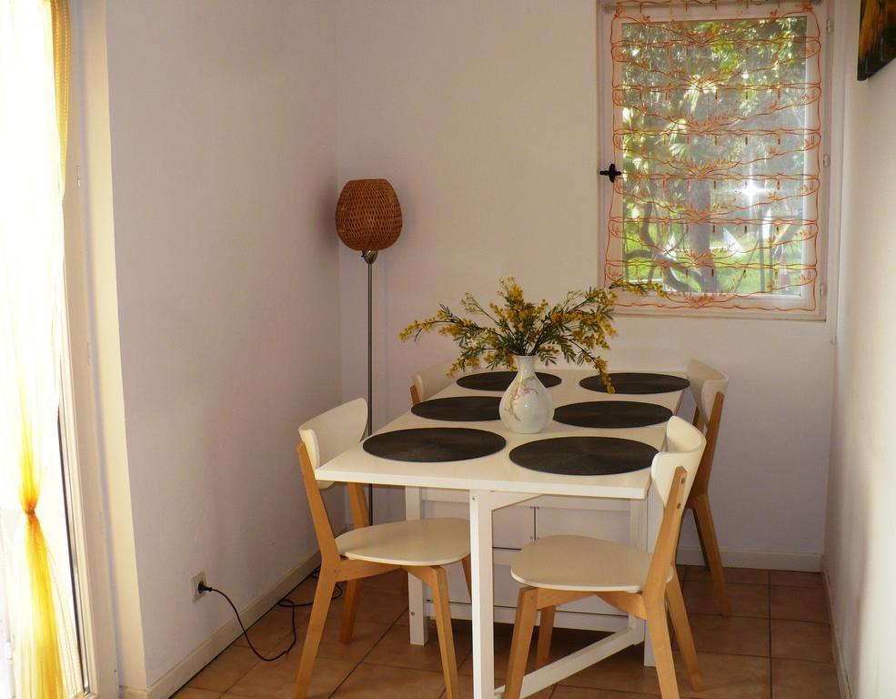 Appartement Soleil Rouge à Les Adrets-de-l'Estérel Chambre photo