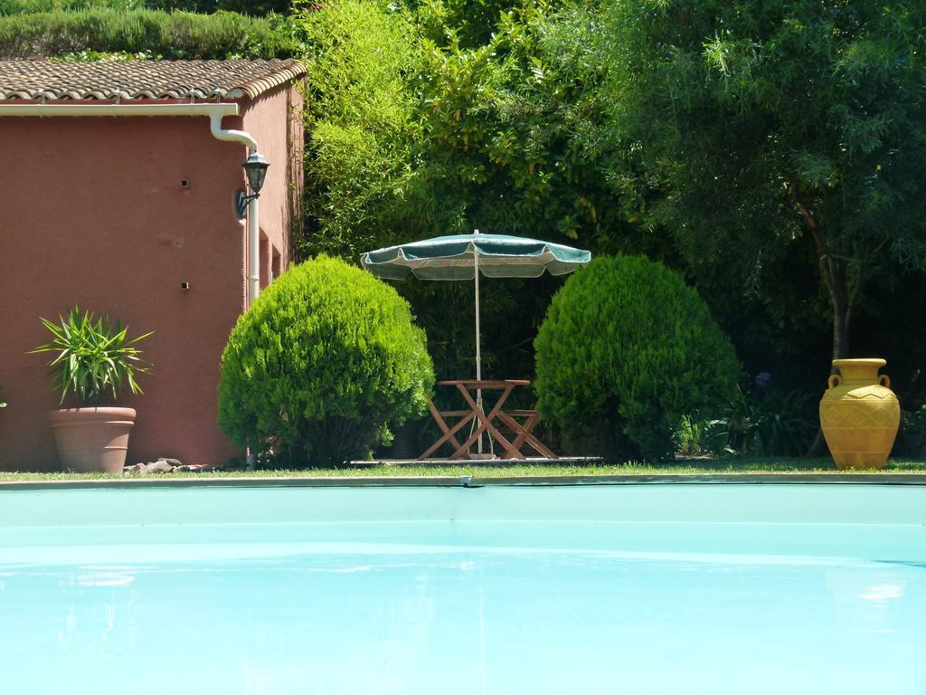 Appartement Soleil Rouge à Les Adrets-de-l'Estérel Extérieur photo
