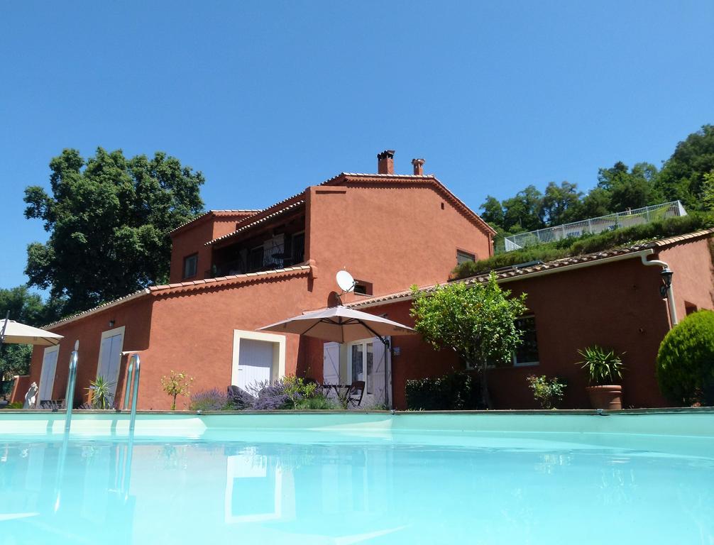 Appartement Soleil Rouge à Les Adrets-de-l'Estérel Extérieur photo