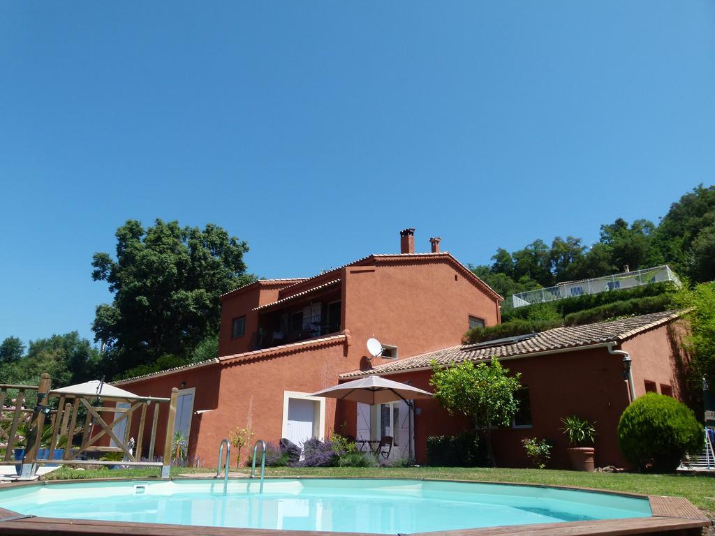 Appartement Soleil Rouge à Les Adrets-de-l'Estérel Extérieur photo